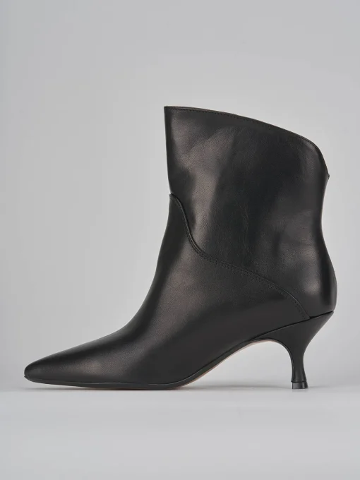 Stivaletti tacco 5cm pelle nero