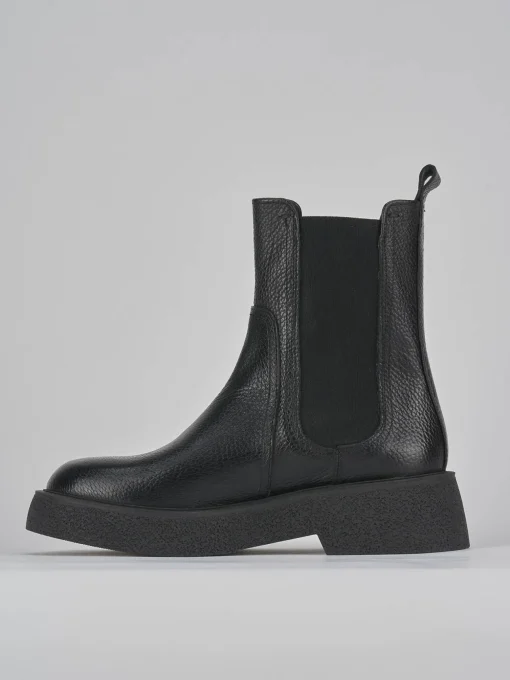 Stivaletti tacco 2cm pelle nero
