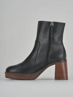Stivaletti tacco 6cm pelle nero