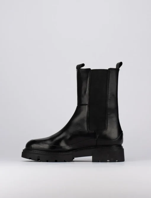 Stivaletti tacco 2cm pelle nero