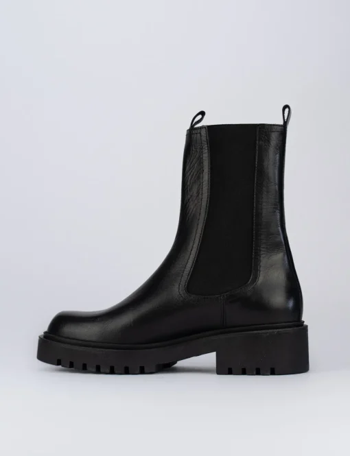 Stivaletti tacco 2cm pelle nero
