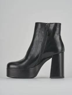 Stivaletti tacco 9cm pelle nero