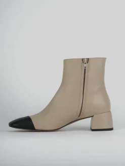 Stivaletti tacco 6cm pelle beige