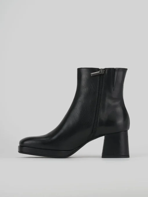 Stivaletti tacco 6cm pelle nero