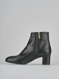 Stivaletti tacco 6cm pelle nero