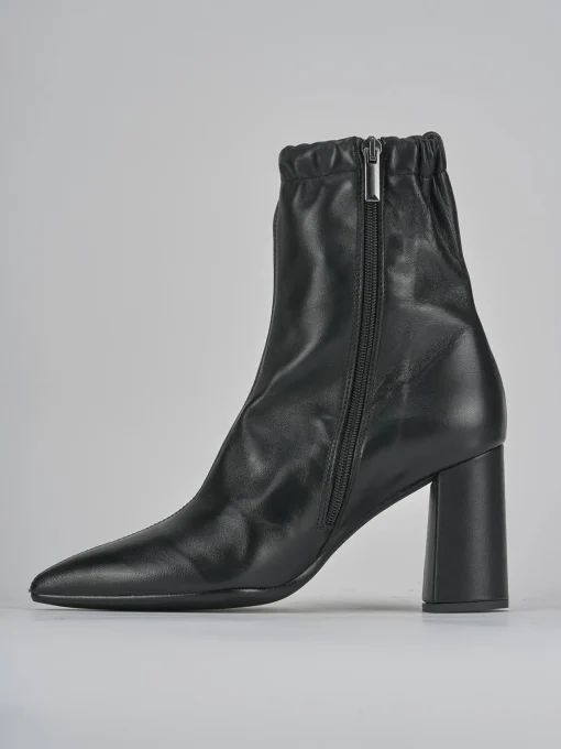 Stivaletti tacco 8cm pelle nero