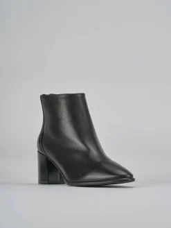Stivaletti tacco 5cm pelle nero