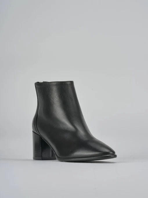 Stivaletti tacco 5cm pelle nero