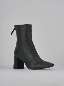 Stivaletti tacco 6cm pelle nero