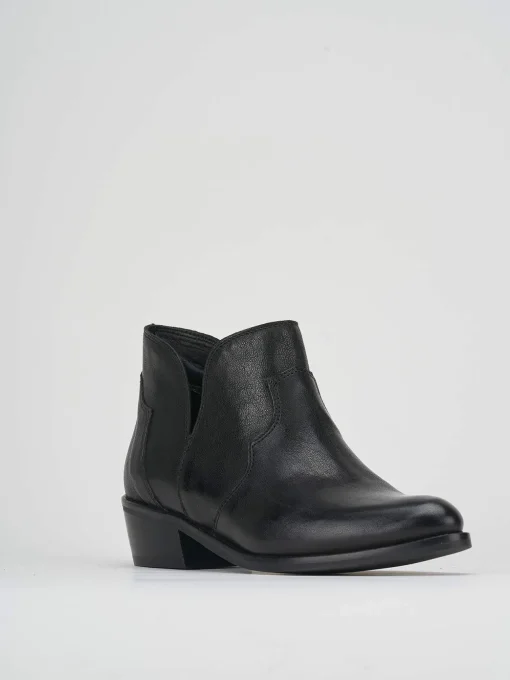 Stivaletti tacco 3cm pelle nero
