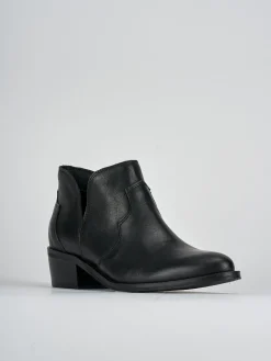 Stivaletti tacco 2cm pelle nero