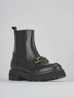 Stivaletti tacco 3cm pelle nero