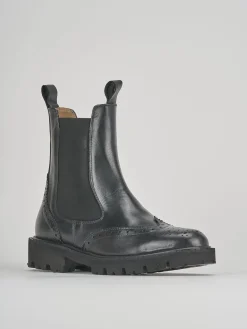 Stivaletti tacco 2cm pelle nero