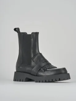 Stivaletti tacco 2cm pelle nero