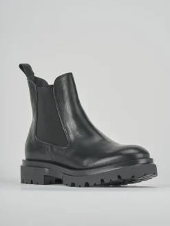 Stivaletti tacco 3cm pelle nero