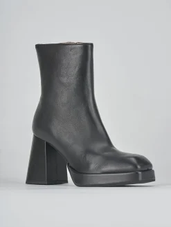 Stivaletti tacco 7cm pelle nero