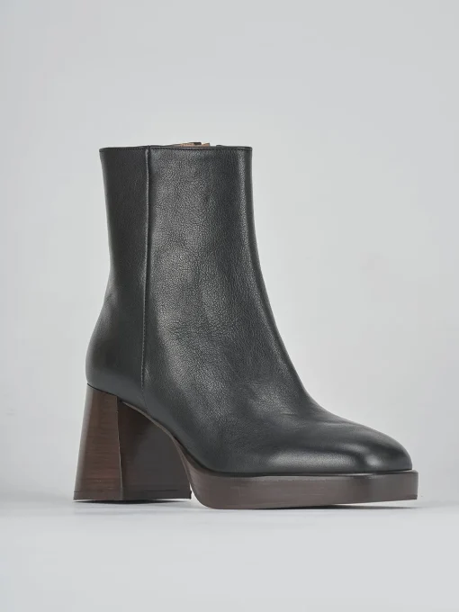 Stivaletti tacco 6cm pelle nero