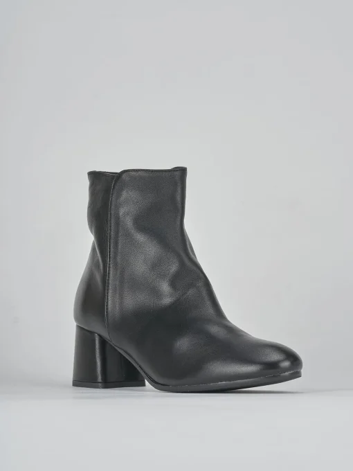 Stivaletti tacco 6cm pelle nero