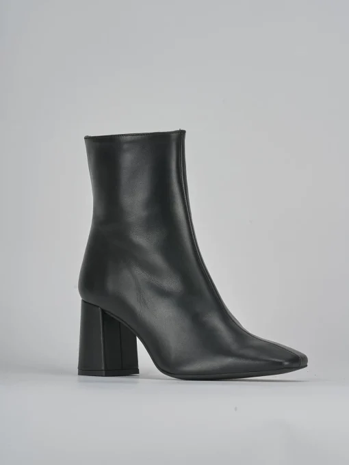 Stivaletti tacco 7cm pelle nero