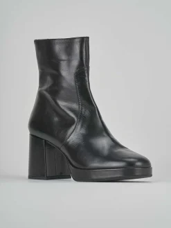 Stivaletti tacco 6cm pelle nero