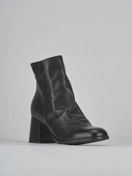 Stivaletti tacco 7cm pelle nero