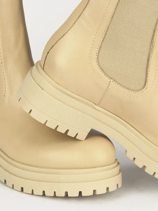 Stivaletti tacco 1cm pelle beige