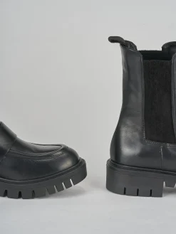 Stivaletti tacco 3cm pelle nero