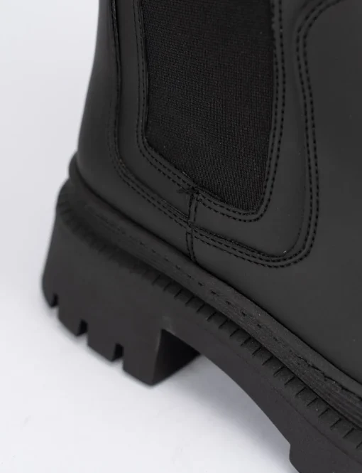 Stivaletti tacco 2cm pelle nero