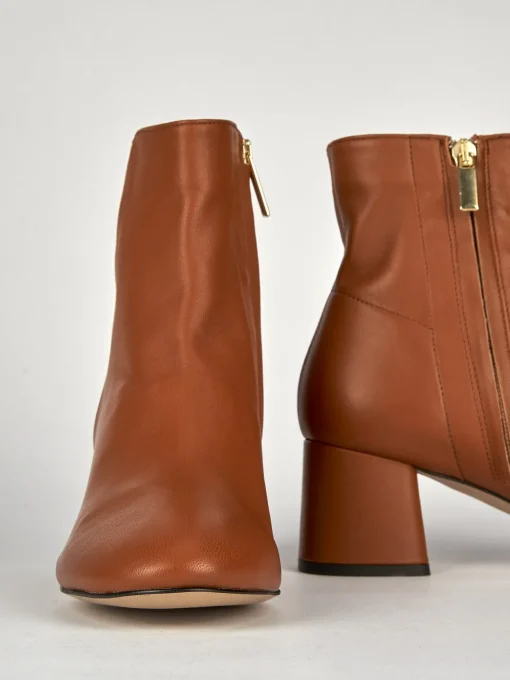 Stivaletti tacco 5cm pelle marrone