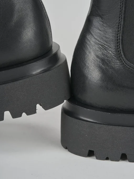 Stivaletti tacco 3cm pelle nero