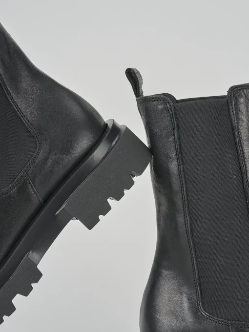 Stivaletti tacco 1cm pelle nero