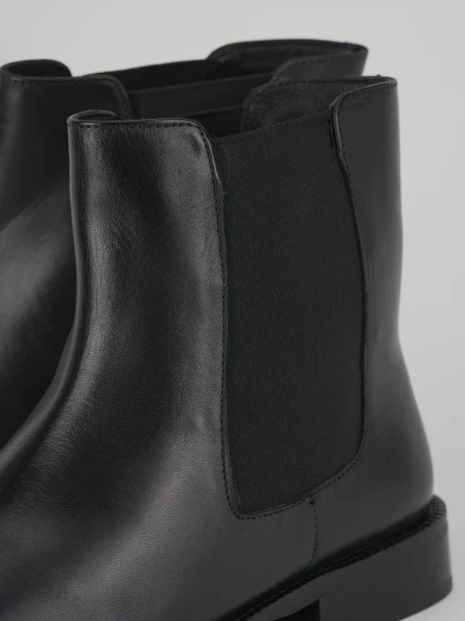 Stivaletti tacco 1cm pelle nero