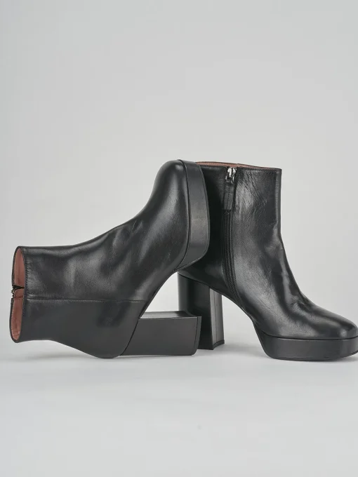 Stivaletti tacco 7cm pelle nero
