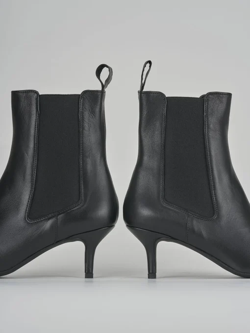 Stivaletti tacco 5cm pelle nero