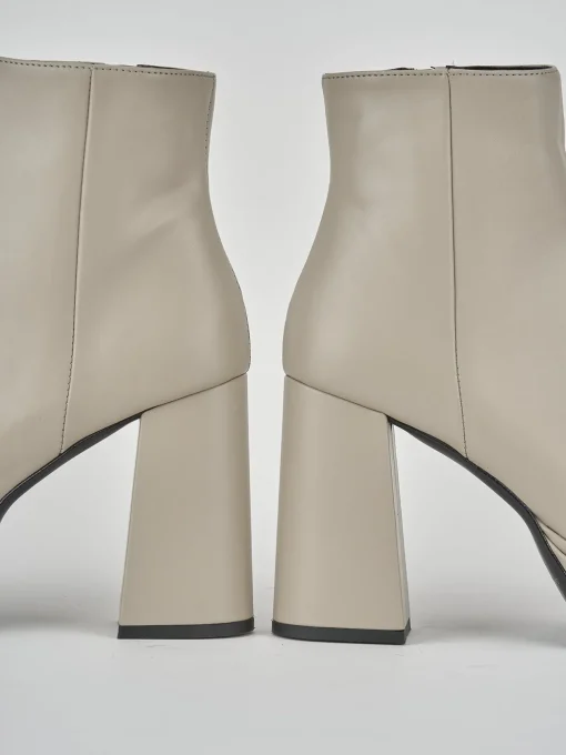 Stivaletti tacco 8cm pelle beige