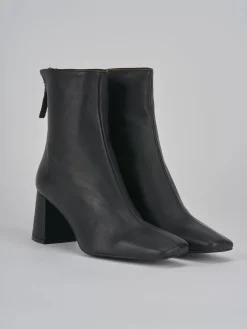 Stivaletti tacco 6cm pelle nero