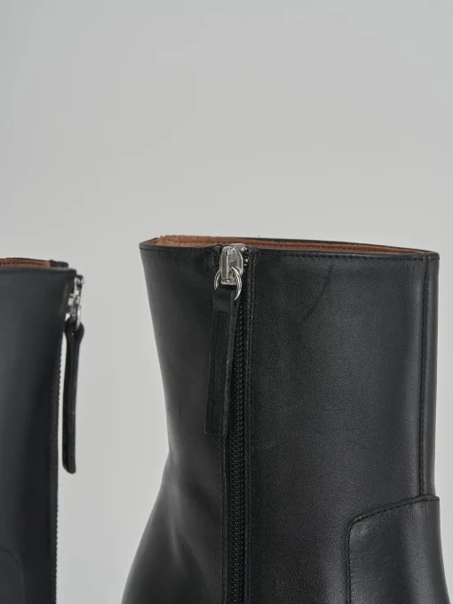 Stivaletti tacco 6cm pelle nero