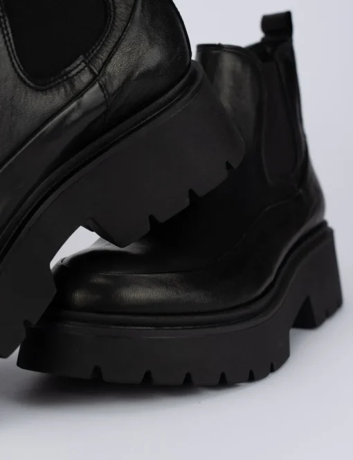 Stivaletti tacco 1cm pelle nero