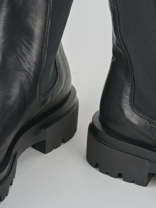 Stivaletti tacco 1cm pelle nero