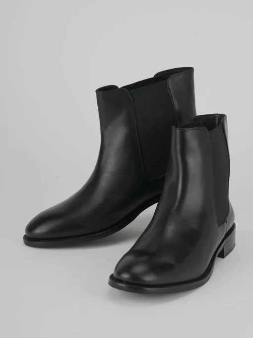 Stivaletti tacco 1cm pelle nero