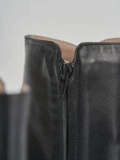 Stivaletti tacco 7cm pelle nero