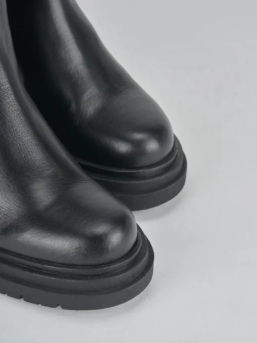 Stivaletti tacco 5cm pelle nero
