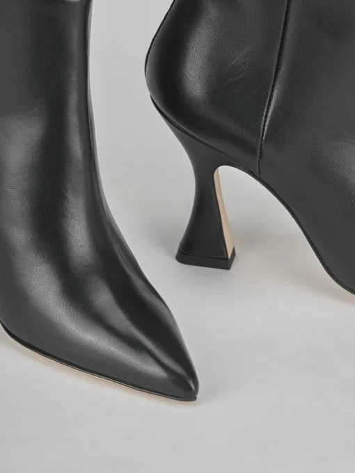 Stivaletti tacco 9cm pelle nero
