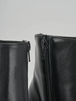 Stivaletti tacco 8cm pelle nero