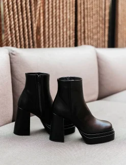 Stivaletti tacco 8cm pelle nero