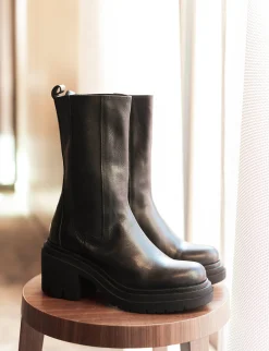 Stivaletti tacco 5cm pelle nero
