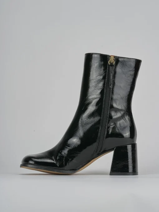 Stivaletti tacco 5cm vernice nero
