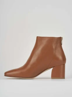 Stivaletto tacco 5 cm marrone pelle