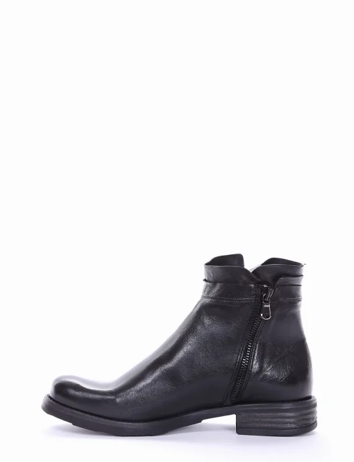 stivaletto tacco 2 cm nero