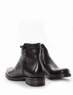 stivaletto tacco 2 cm nero